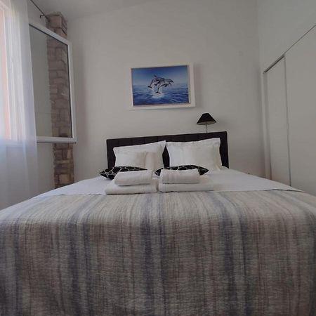 Apartment Sandrica Stomorska Esterno foto