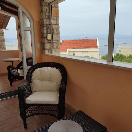 Apartment Sandrica Stomorska Esterno foto