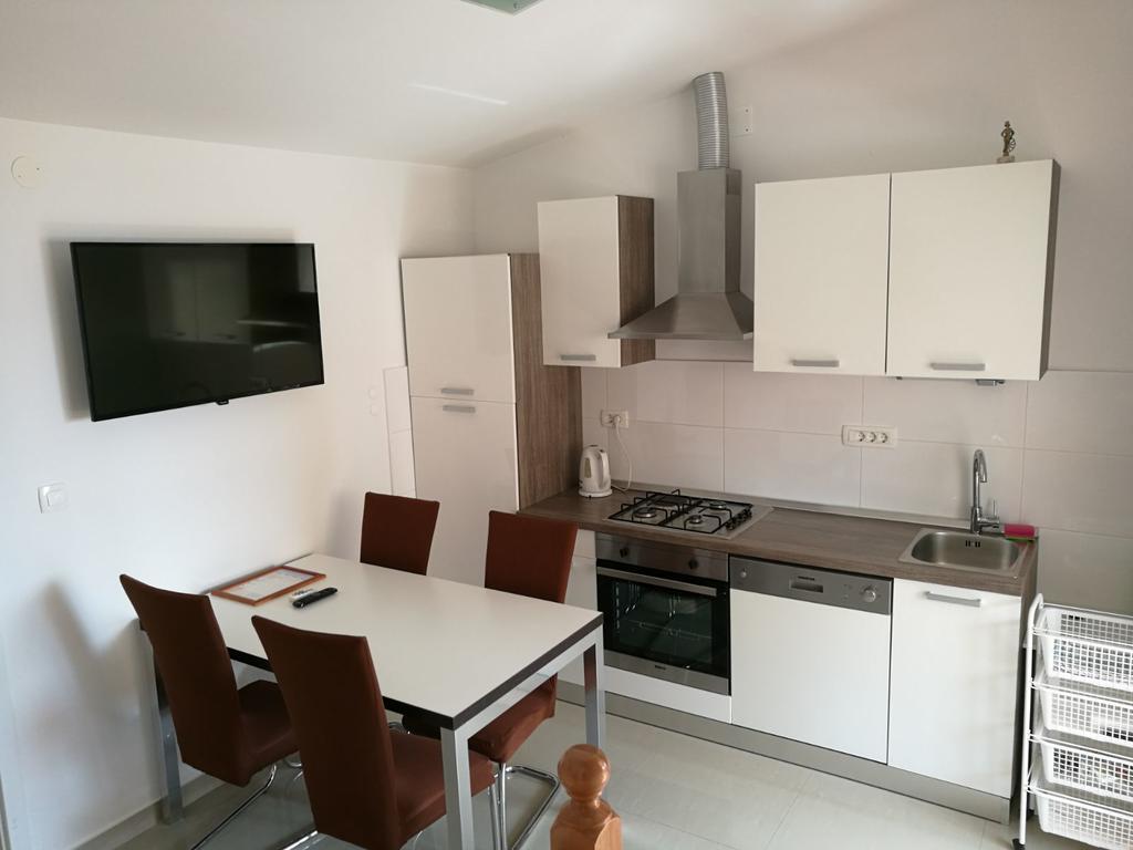 Apartment Sandrica Stomorska Esterno foto